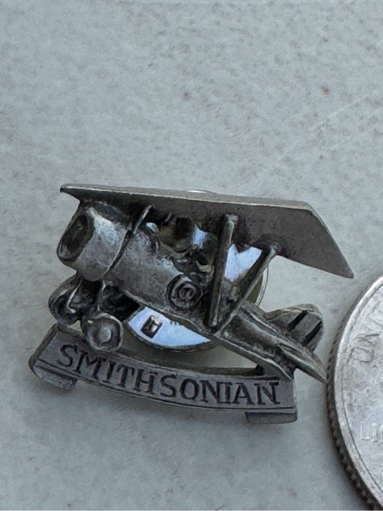 Vintage Smithsonian Lapel Pin.